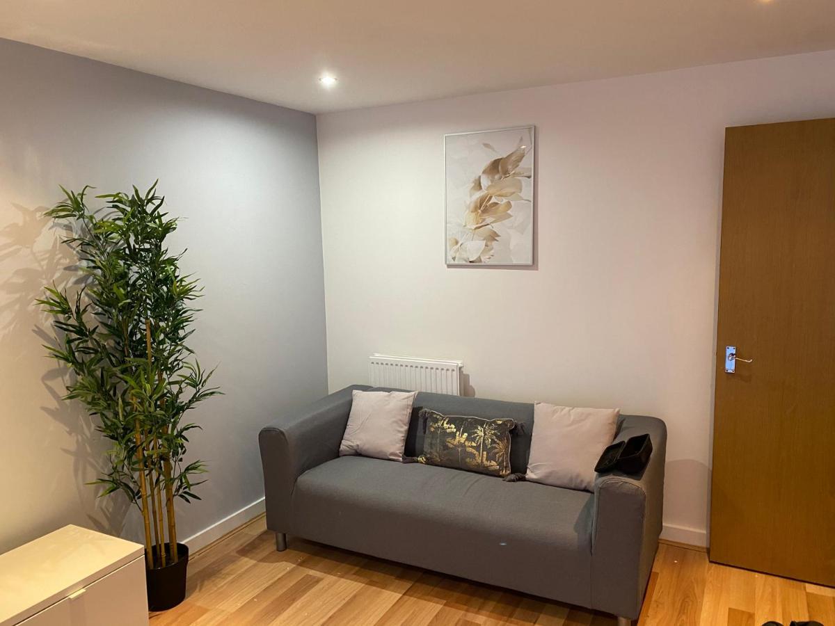 Large 5-Bed City Centre Townhouse With Secure Parking Manchester Exterior foto